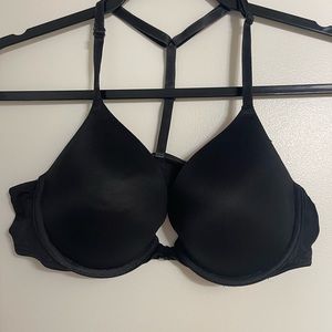 Victoria secret 36B bombshell bra